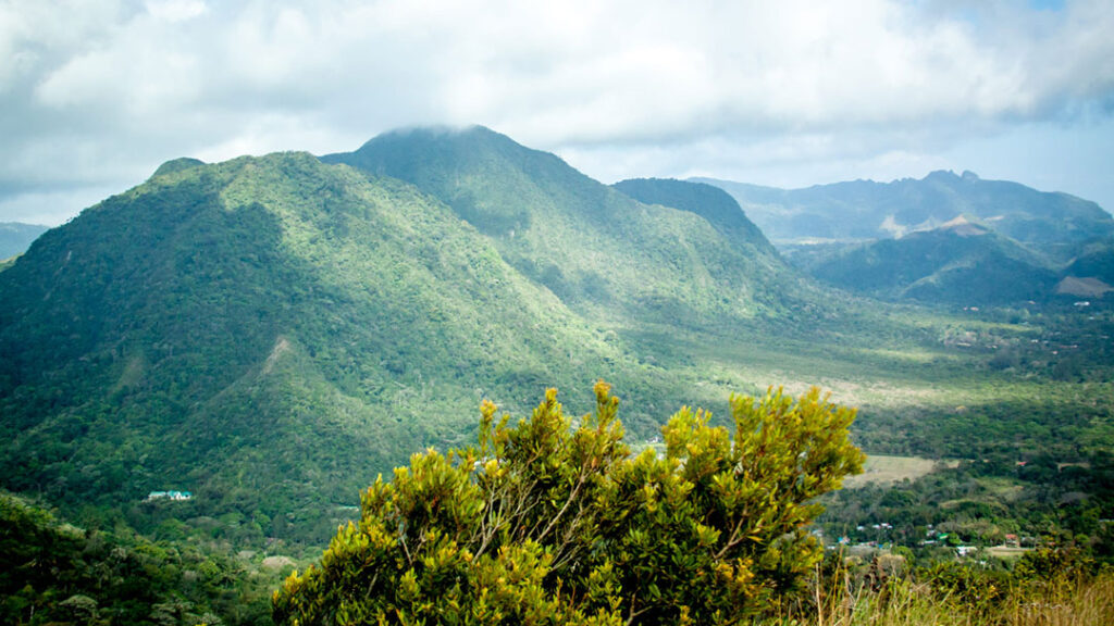 Shuttle from santa catalina to valle de anton